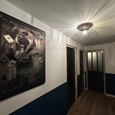 Apartment Le Street Calais